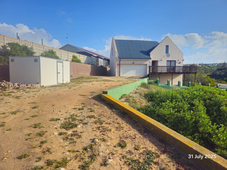 5 Bedroom Property for Sale in Stilbaai Wes Western Cape